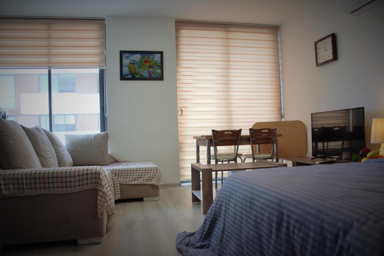 Uptown Holiday App & Pool Daily Rental Contactless Check In & Check Out 파마구스타 외부 사진